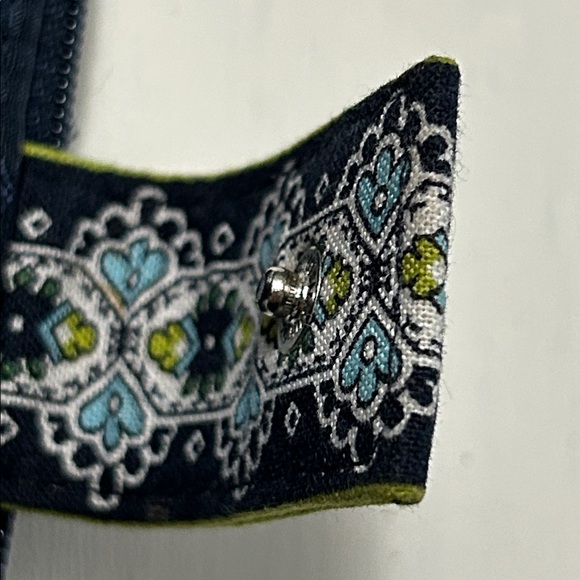 Vera Bradley Women's Small bifold Wallet Cambridge Retired Blue Green, new. - Picture 5 of 7